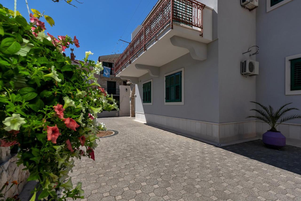 Apartments Carmen ماكارسكا المظهر الخارجي الصورة