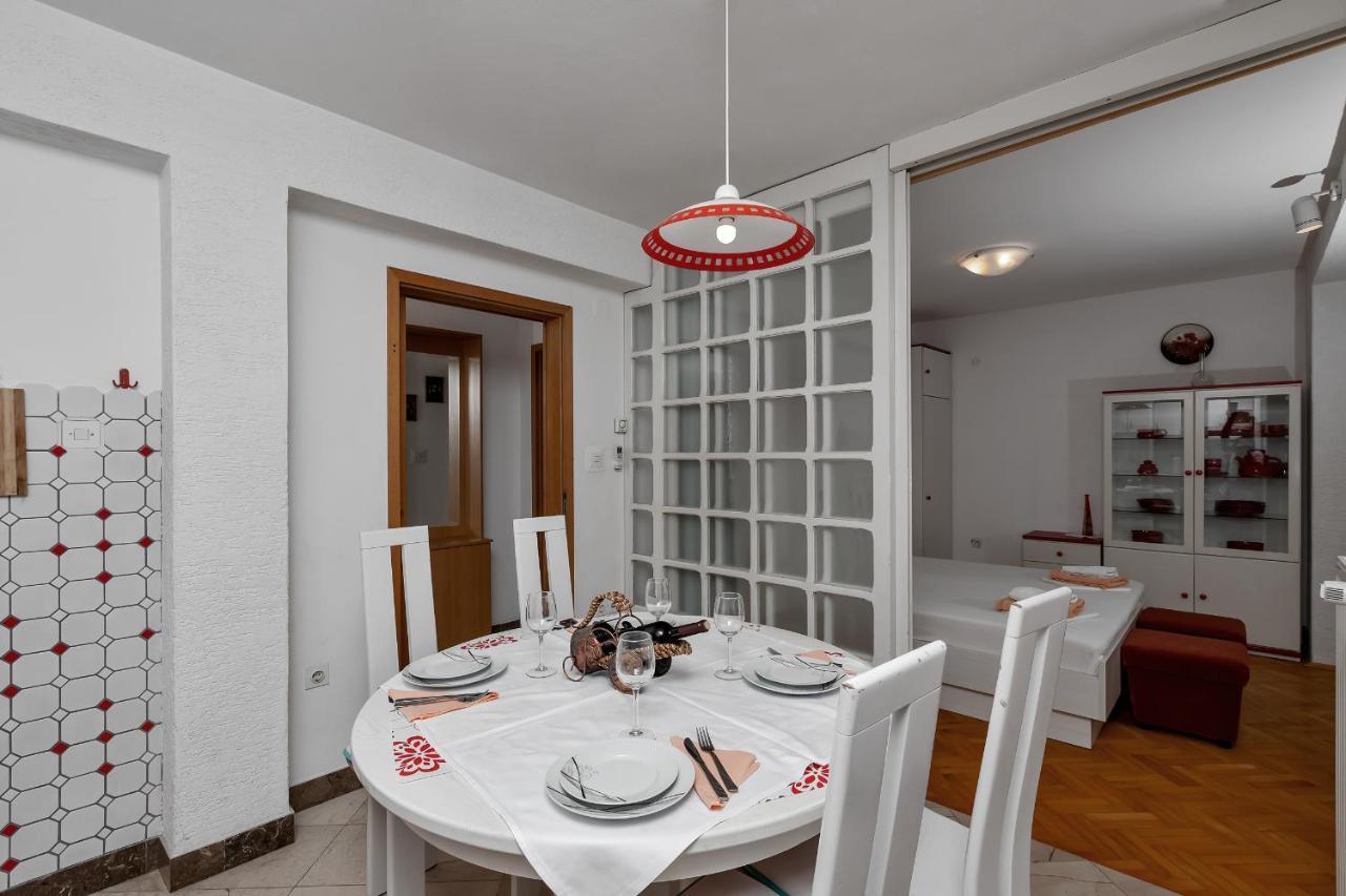 Apartments Carmen ماكارسكا المظهر الخارجي الصورة
