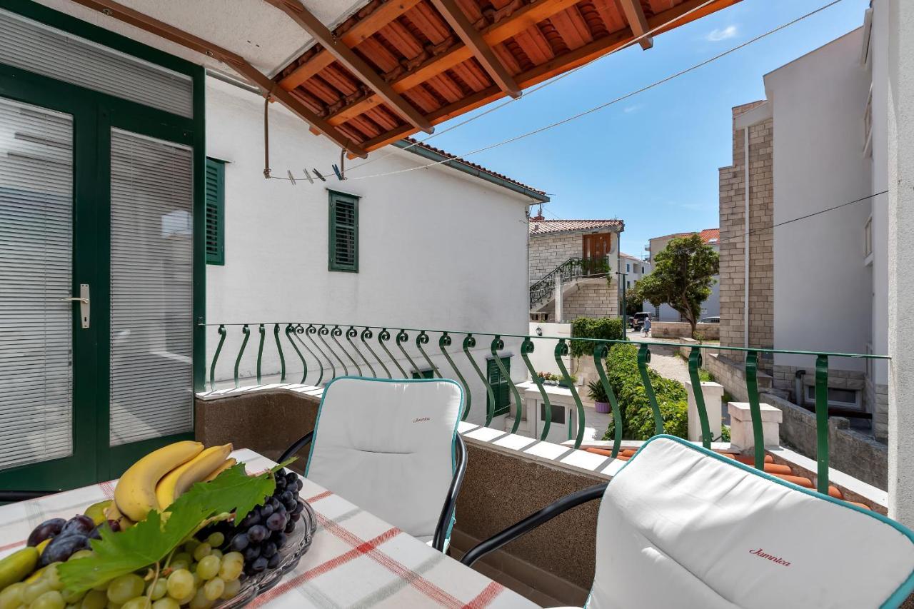 Apartments Carmen ماكارسكا المظهر الخارجي الصورة