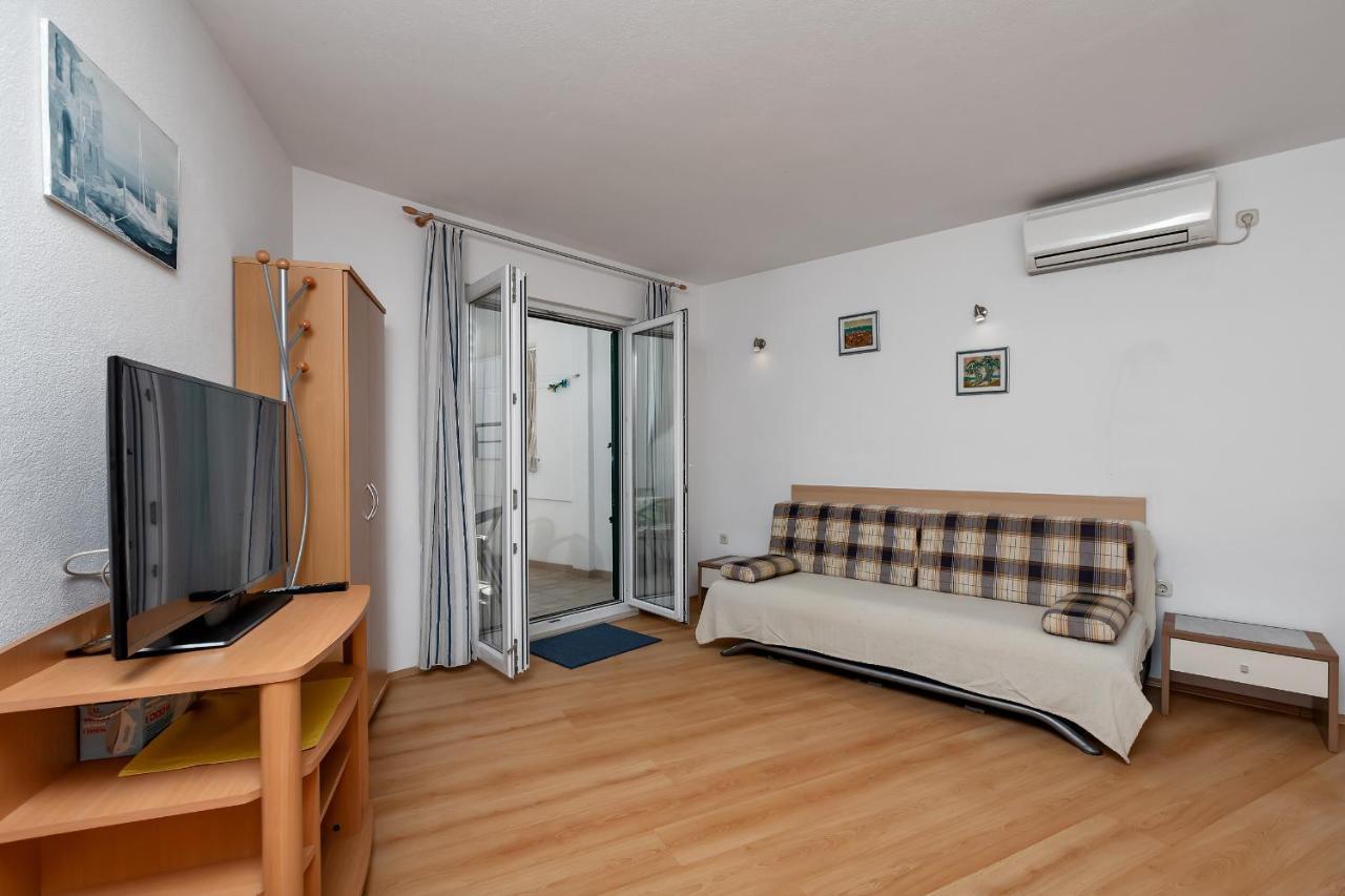 Apartments Carmen ماكارسكا المظهر الخارجي الصورة