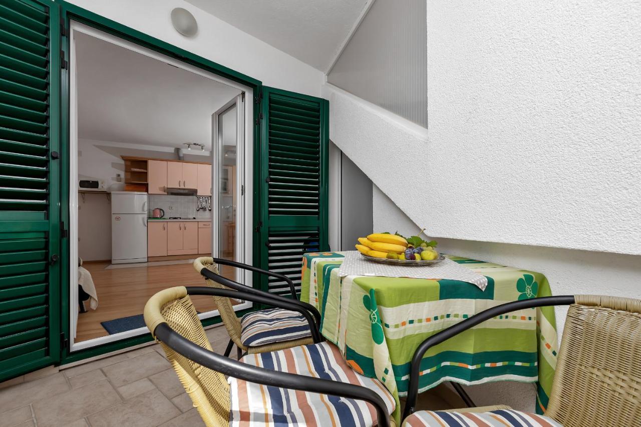 Apartments Carmen ماكارسكا المظهر الخارجي الصورة