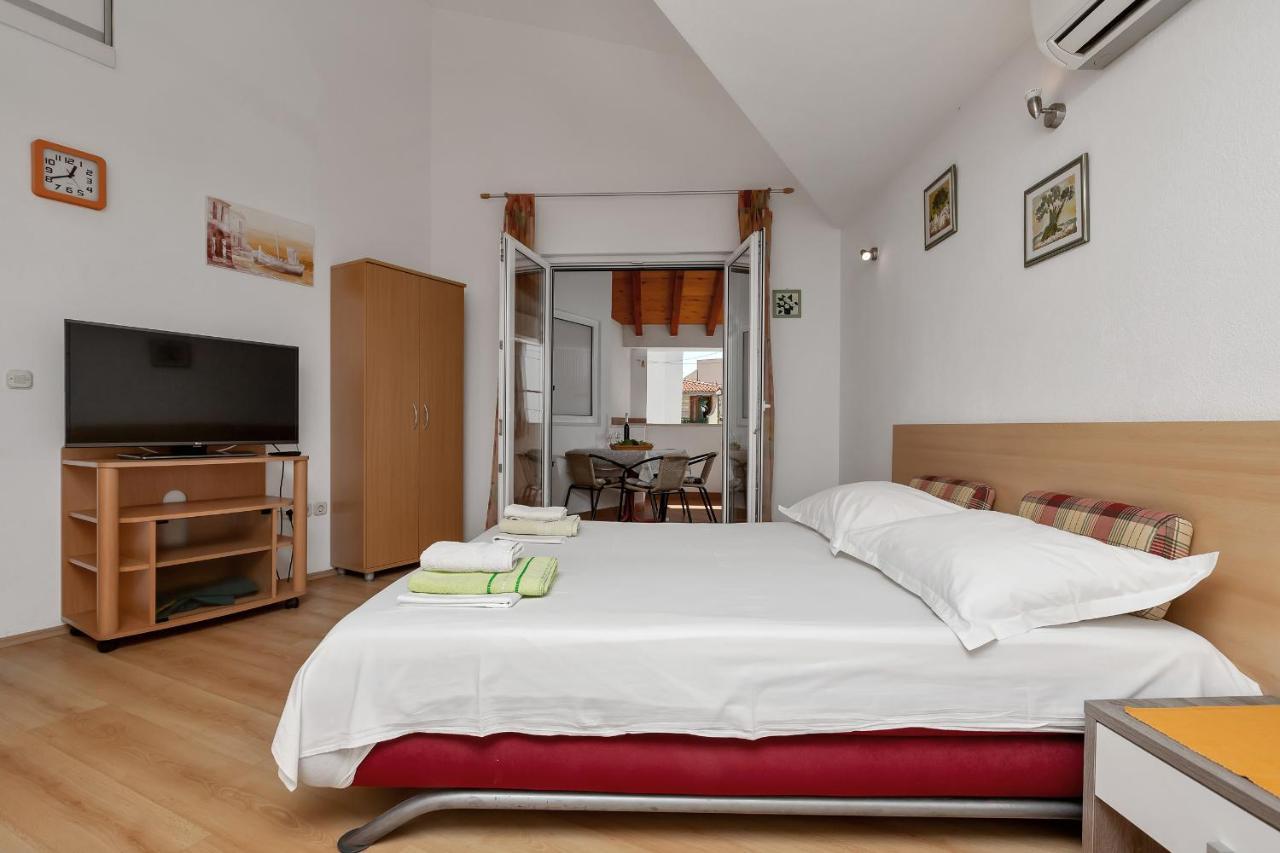 Apartments Carmen ماكارسكا المظهر الخارجي الصورة