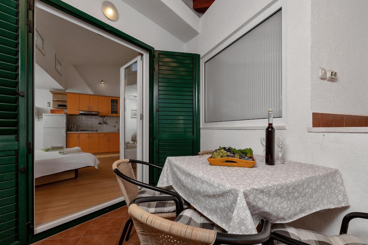 Apartments Carmen ماكارسكا المظهر الخارجي الصورة