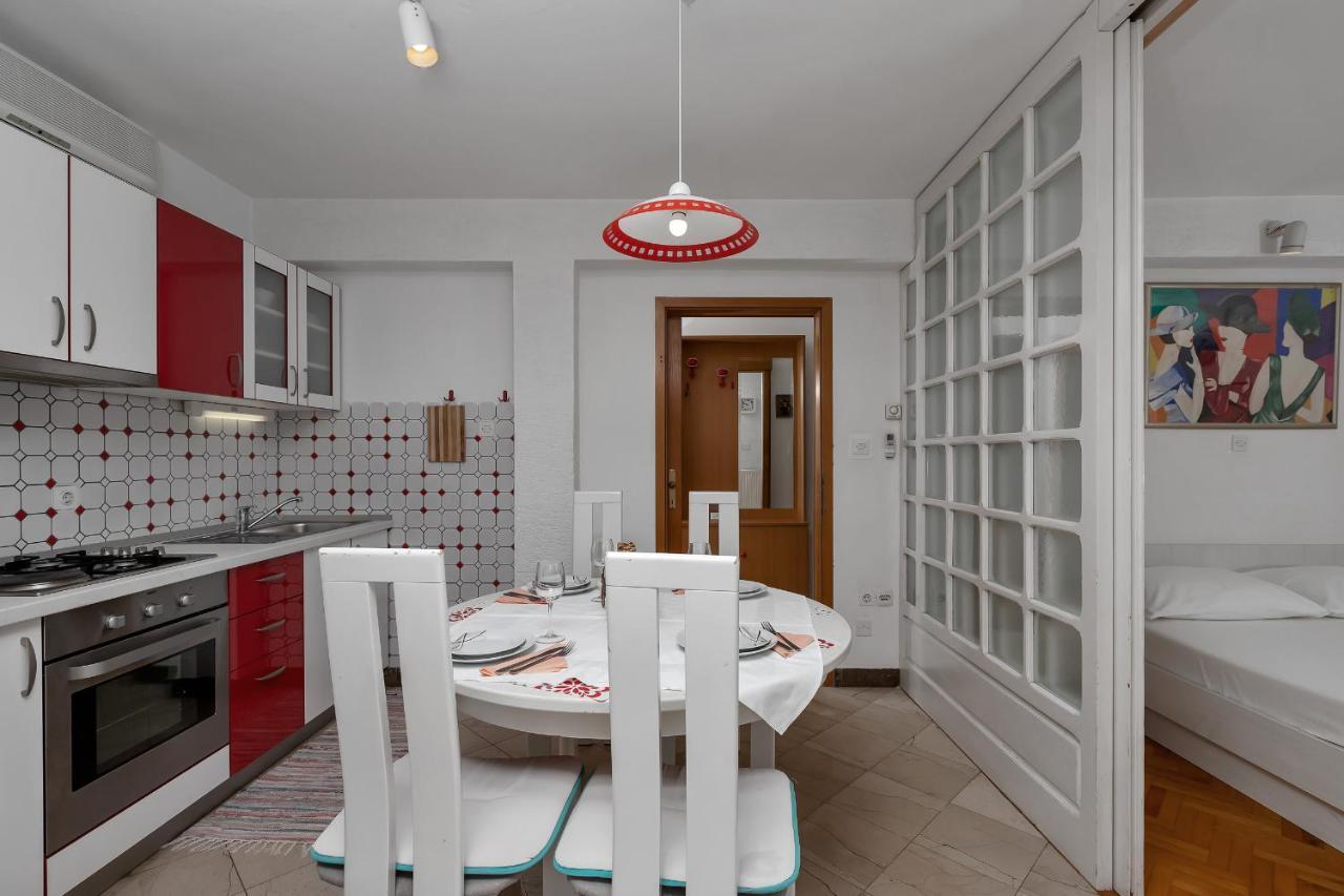 Apartments Carmen ماكارسكا المظهر الخارجي الصورة